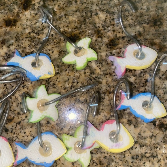 VTG 11 Nautical Hand Painted Fish & Shell Tropical Resin Shower Curtain Hooks - Picture 13 of 14